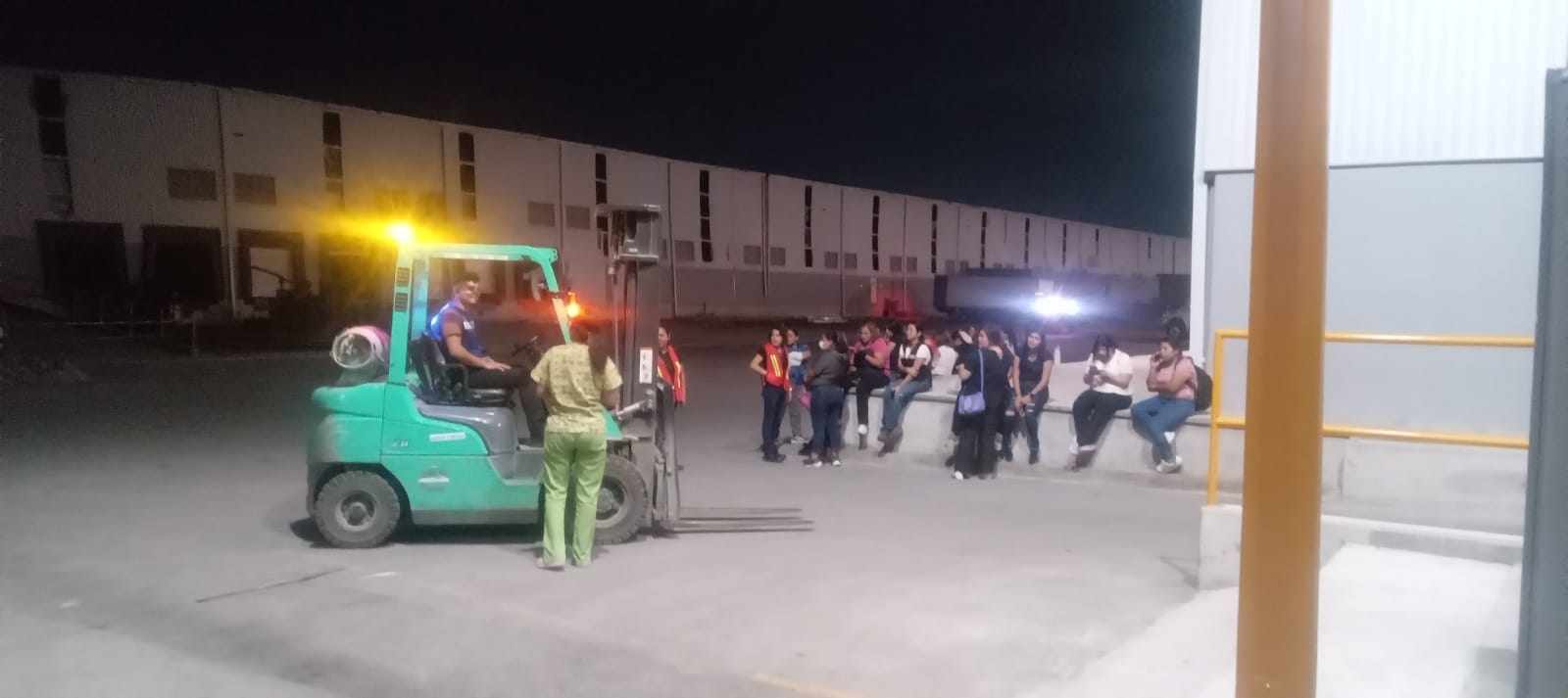 Trabajadores de Daimay denuncian condiciones precarias tras incendio de planta en Saltillo
