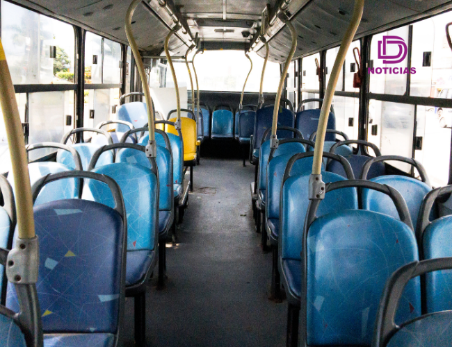 Gobierno de Hidalgo analiza exigencia de concesionarios del transporte público de aumento de tarifa.