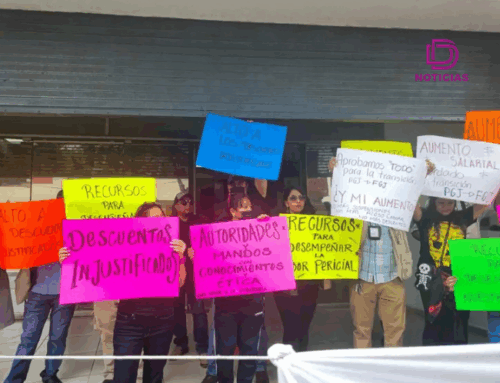 Peritos de la FGJCDMX protestan por condiciones laborales